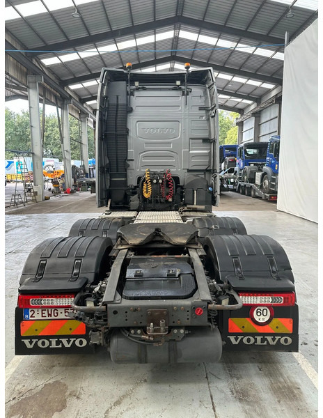 Volvo FH 13.460 Globetrotter / 6x2 / VEB / 469612 km / EURO 6 /PTO - Tegljač: slika 5 Volvo FH 13.460 Globetrotter / 6x2 / VEB / 469612 km / EURO 6 /PTO - Tegljač: slika 5