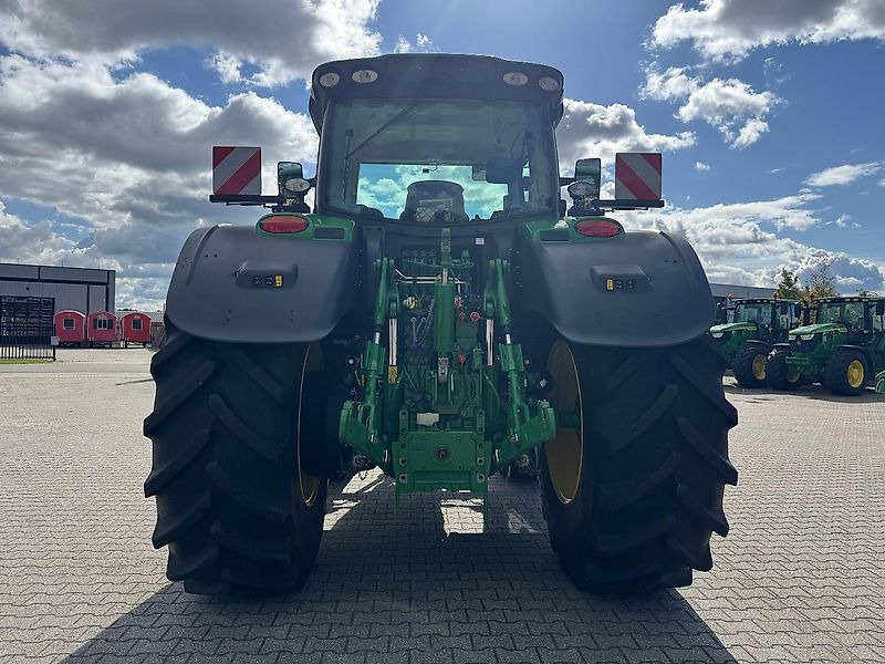 John Deere 6R195 AP 50KM COMMAND-PRO G5-PLUS 2024 690 UUR!!! - Traktor: slika 3 John Deere 6R195 AP 50KM COMMAND-PRO G5-PLUS 2024 690 UUR!!! - Traktor: slika 3