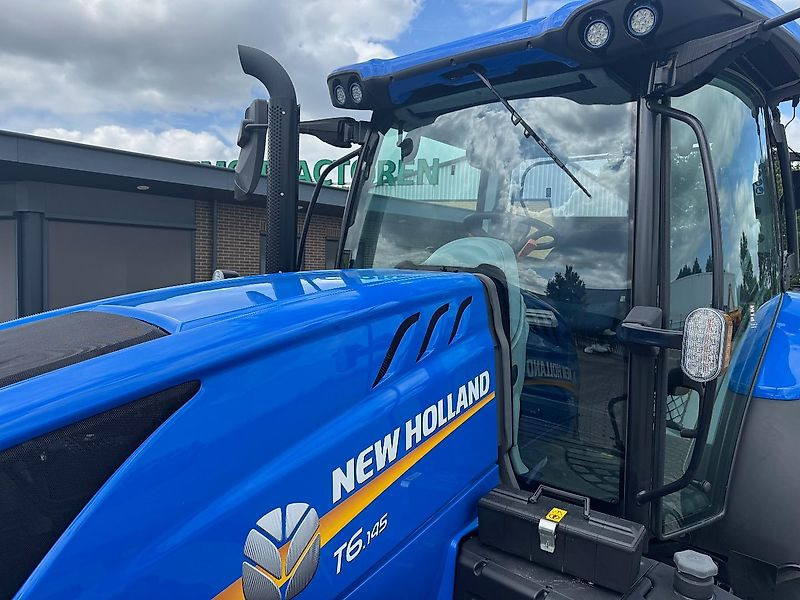 New Holland T6.145 EC40 GEVEERDE VOORAS 2023 200 UUR!!! - Traktor: slika 5 New Holland T6.145 EC40 GEVEERDE VOORAS 2023 200 UUR!!! - Traktor: slika 5