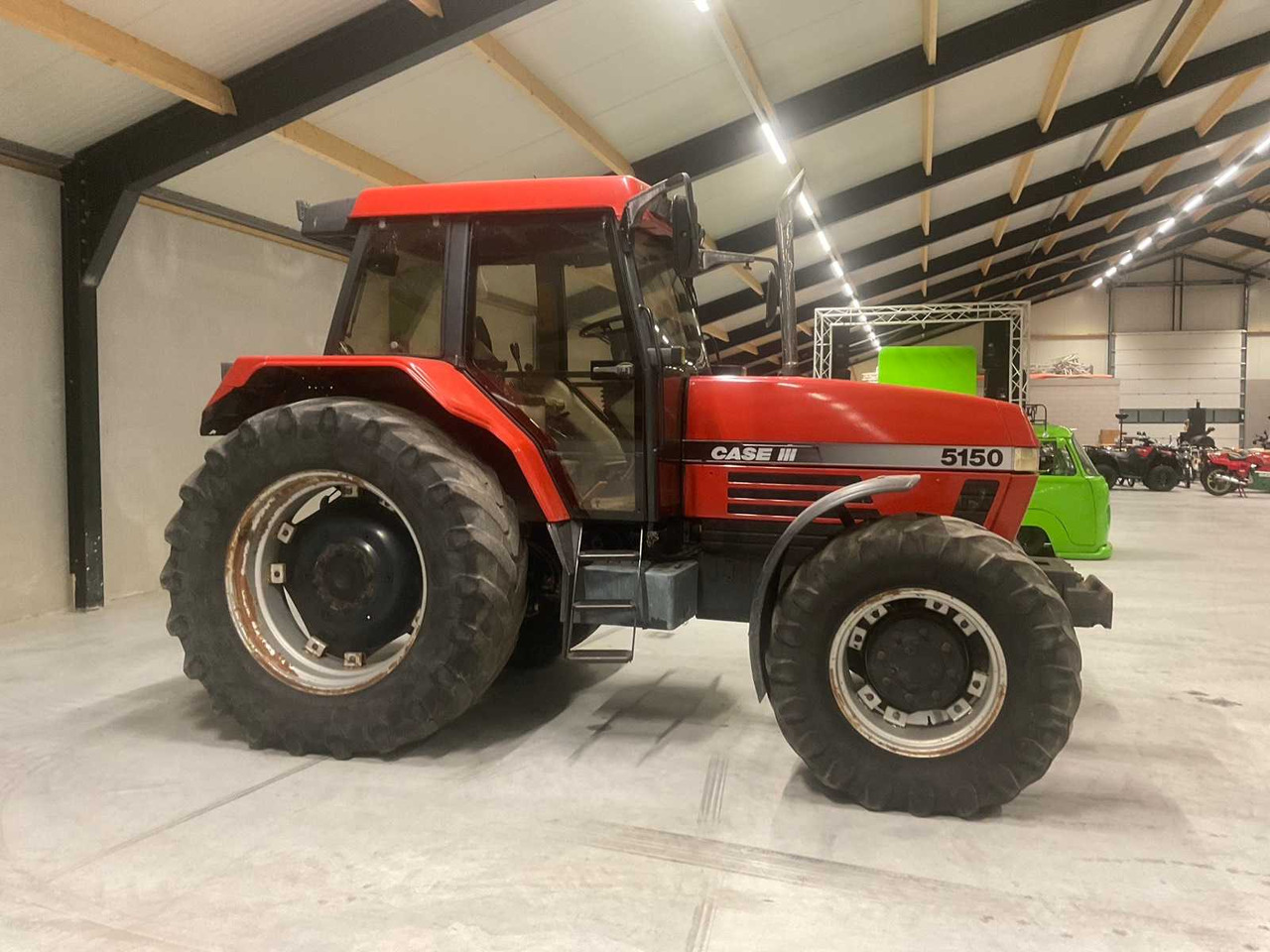 1995 CASE IH MAXXUM 5150 PLUS ALL-WHEEL DRIVE FARM TRACTOR - Traktor: slika 5 1995 CASE IH MAXXUM 5150 PLUS ALL-WHEEL DRIVE FARM TRACTOR - Traktor: slika 5