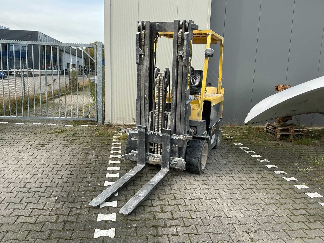 1999 HYSTER E3.50XL FORKLIFT TRUCK - Viljuškar: slika 2 1999 HYSTER E3.50XL FORKLIFT TRUCK - Viljuškar: slika 2