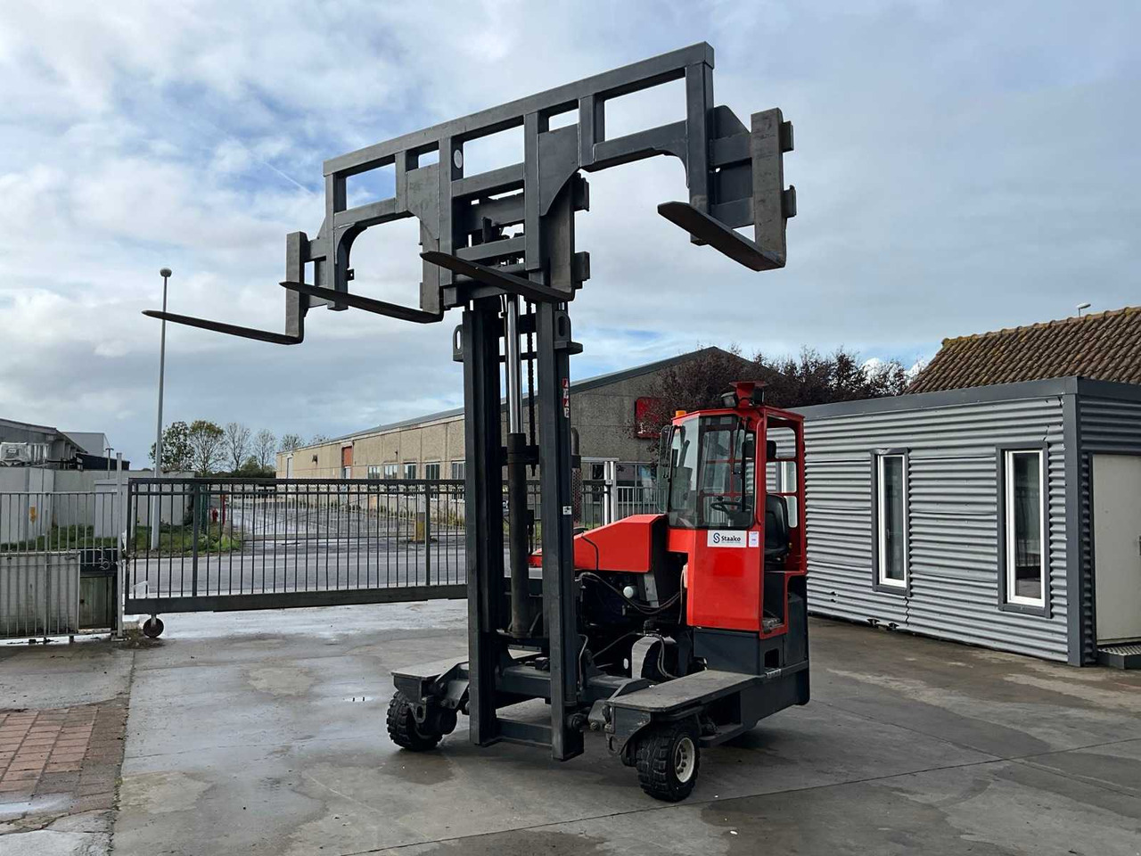 2001 COMBILIFT 4500 FORKLIFT 4-WAY - Viljuškar: slika 2 2001 COMBILIFT 4500 FORKLIFT 4-WAY - Viljuškar: slika 2