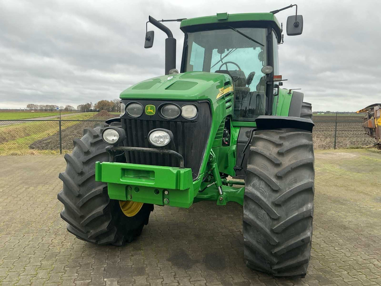 2004 JOHN DEERE 7920 ALL-WHEEL DRIVE FARM TRACTOR - Traktor: slika 2 2004 JOHN DEERE 7920 ALL-WHEEL DRIVE FARM TRACTOR - Traktor: slika 2
