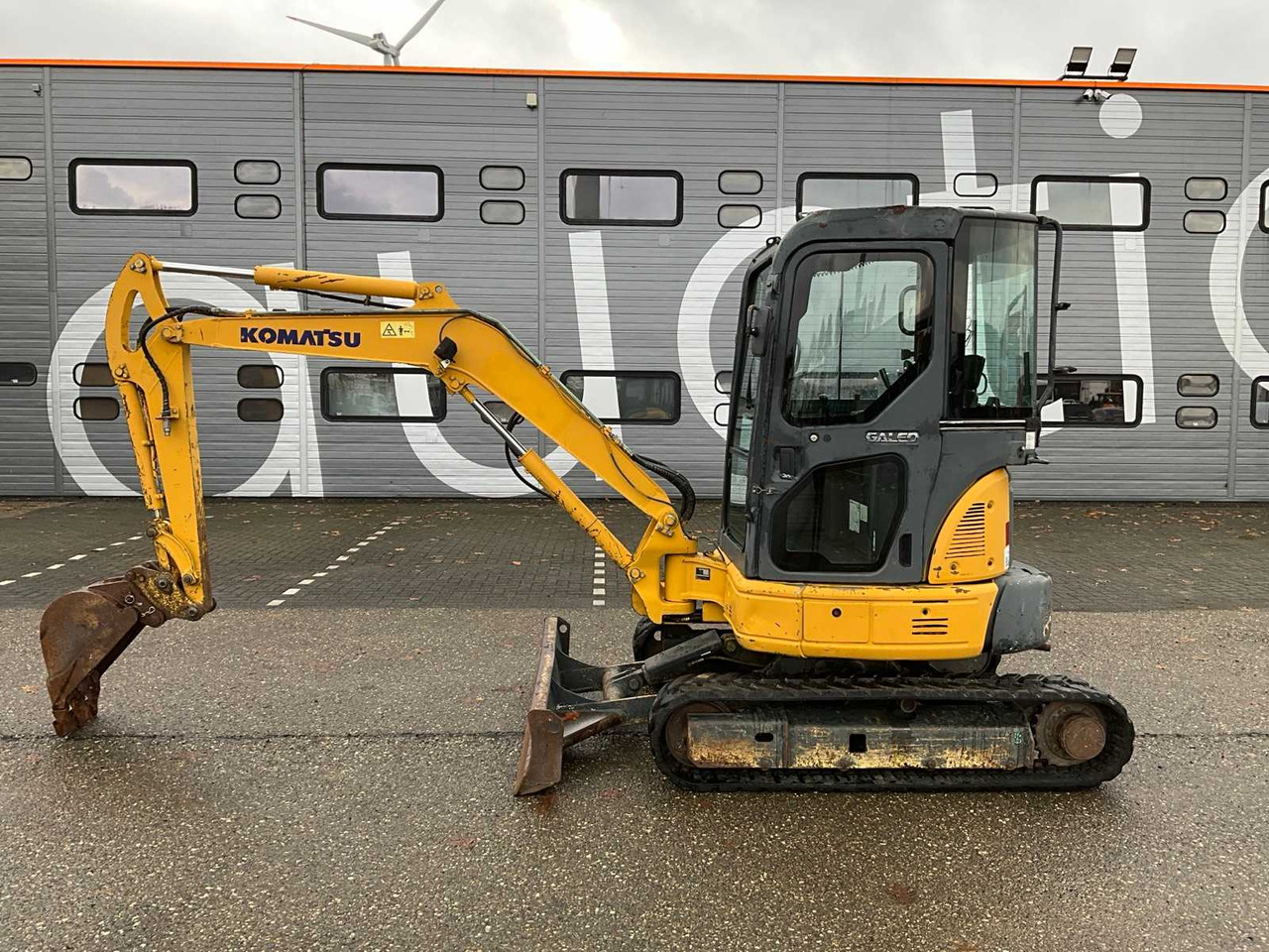 2006 KOMATSU PC35MR-2 MIDI EXCAVATOR - Bager: slika 2 2006 KOMATSU PC35MR-2 MIDI EXCAVATOR - Bager: slika 2