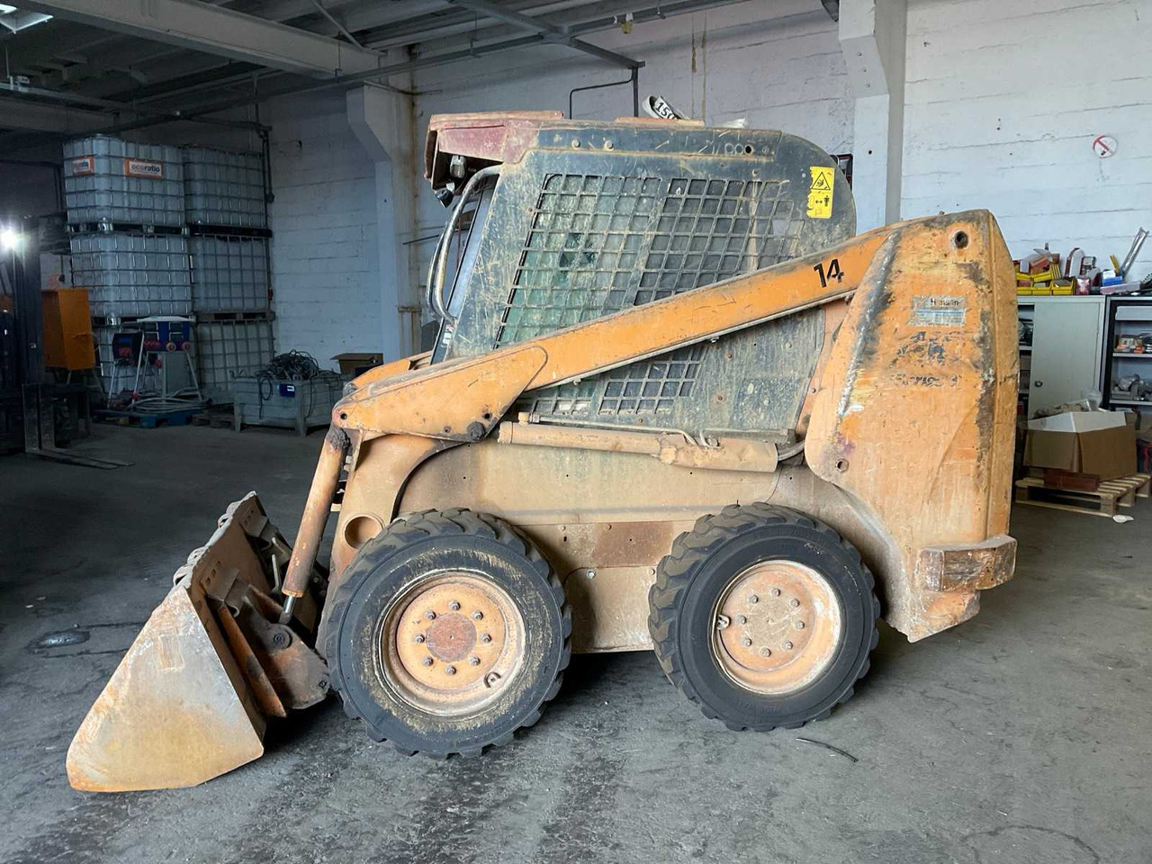 2010 CASE 410 SKID STEER LOADER - Kompaktni utovarivač guseničar: slika 2 2010 CASE 410 SKID STEER LOADER - Kompaktni utovarivač guseničar: slika 2