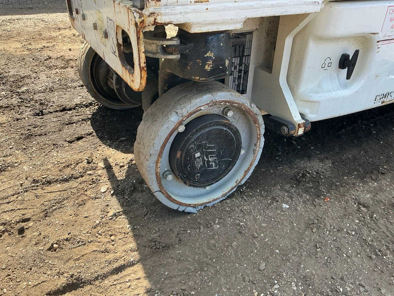 Vazdušna platforma 2015 JLG 1930ES SCISSOR LIFT: slika 9 Vazdušna platforma 2015 JLG 1930ES SCISSOR LIFT: slika 9