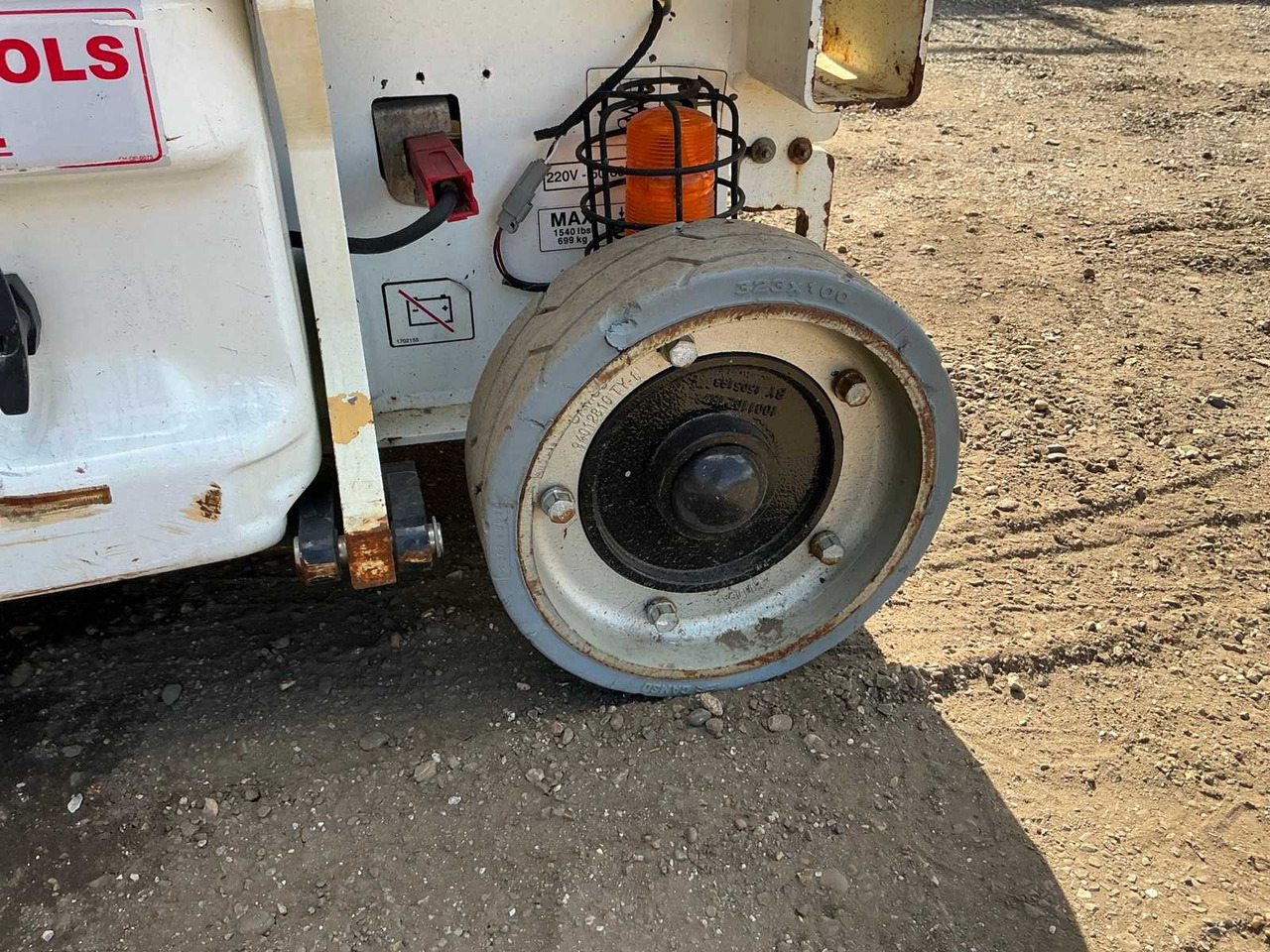 Vazdušna platforma 2015 JLG 1930ES SCISSOR LIFT: slika 10 Vazdušna platforma 2015 JLG 1930ES SCISSOR LIFT: slika 10