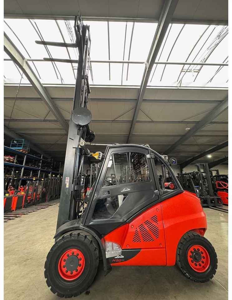 2015 LINDE H50D 5,000KG TRIPLEX 666CM 3+4TH VALVE DIESEL FORKLIFT FORKLIFT 15,862 HOURS. - Viljuškar: slika 3 2015 LINDE H50D 5,000KG TRIPLEX 666CM 3+4TH VALVE DIESEL FORKLIFT FORKLIFT 15,862 HOURS. - Viljuškar: slika 3