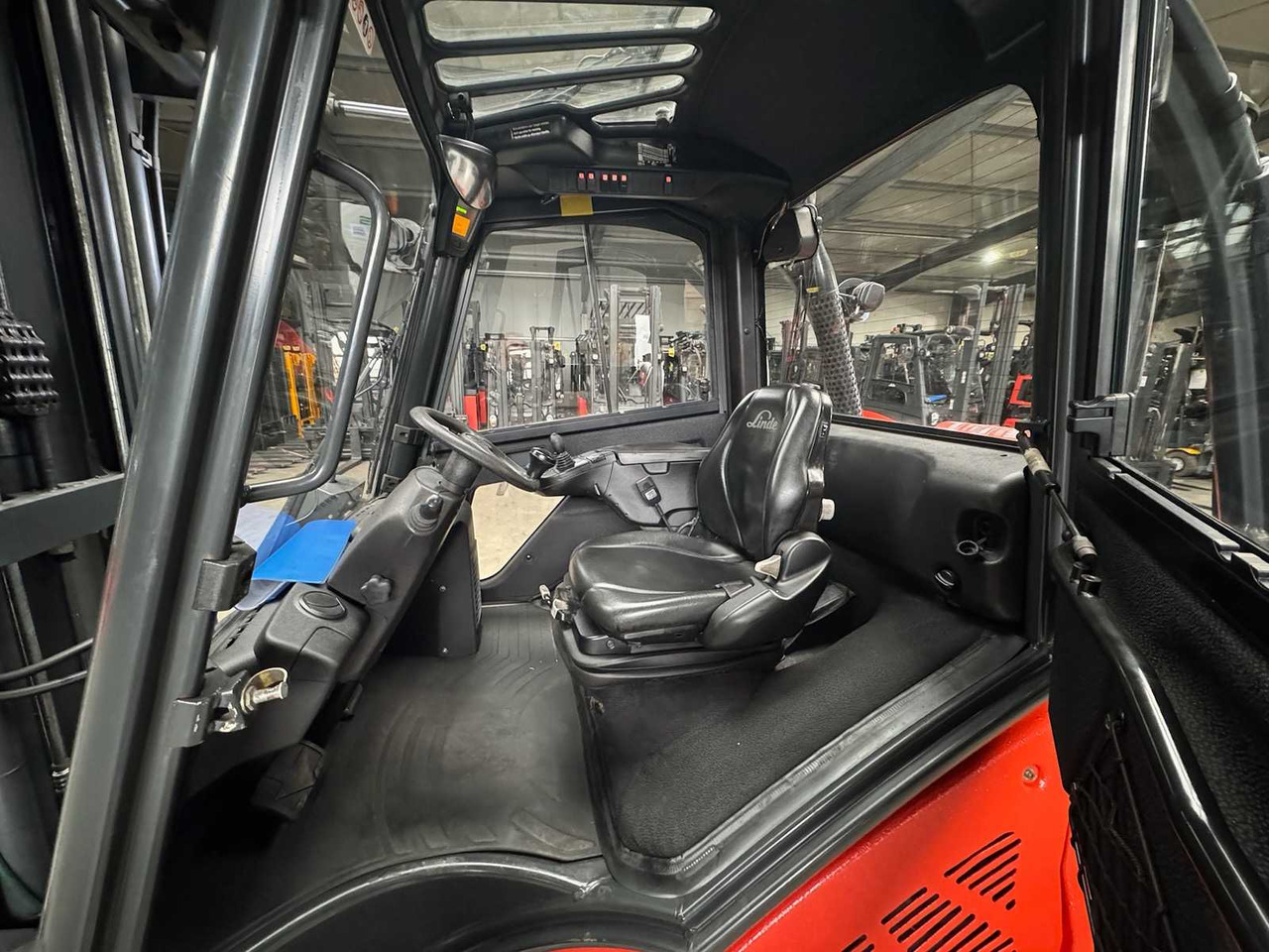 Viljuškar 2015 LINDE H50D 5,000KG TRIPLEX 666CM 3+4TH VALVE DIESEL FORKLIFT FORKLIFT 15,862 HOURS.: slika 15 Viljuškar 2015 LINDE H50D 5,000KG TRIPLEX 666CM 3+4TH VALVE DIESEL FORKLIFT FORKLIFT 15,862 HOURS.: slika 15