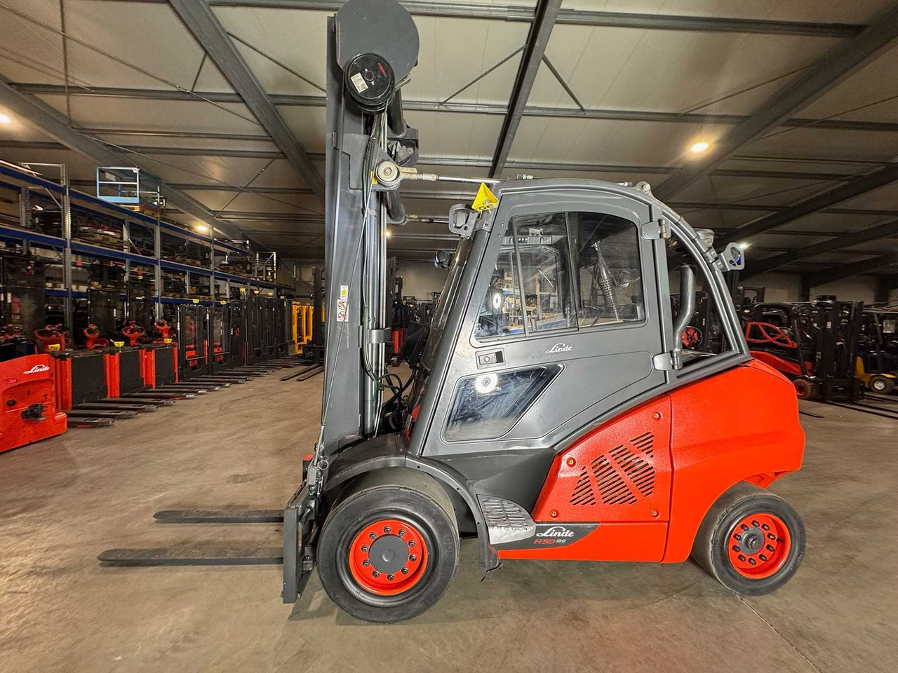 2015 LINDE H50D 5,000KG TRIPLEX 666CM 3RD+4TH VALVE DIESEL FORKLIFT FORKLIFT 15,042 HOURS. - Viljuškar: slika 2 2015 LINDE H50D 5,000KG TRIPLEX 666CM 3RD+4TH VALVE DIESEL FORKLIFT FORKLIFT 15,042 HOURS. - Viljuškar: slika 2