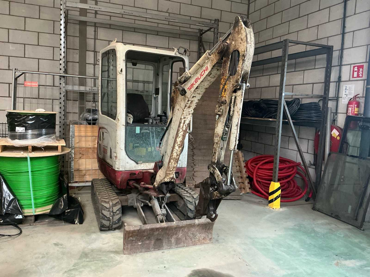 2015 TAKEUCHI TB216 MINI EXCAVATOR - Mini bager: slika 1 2015 TAKEUCHI TB216 MINI EXCAVATOR - Mini bager: slika 1