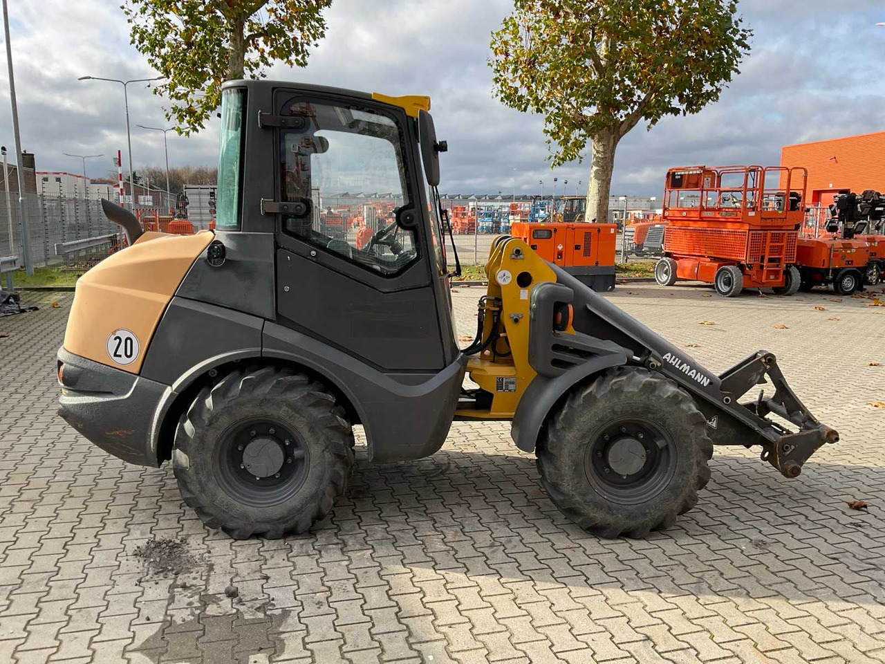 2016 MECALAC N50 WHEEL LOADER 4X4 - Utovarivač točkaš: slika 4 2016 MECALAC N50 WHEEL LOADER 4X4 - Utovarivač točkaš: slika 4