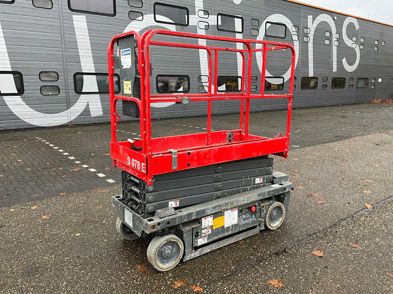 Vazdušna platforma 2017 HAULOTTE OPTIMUM 8 SCISSOR LIFT: slika 1