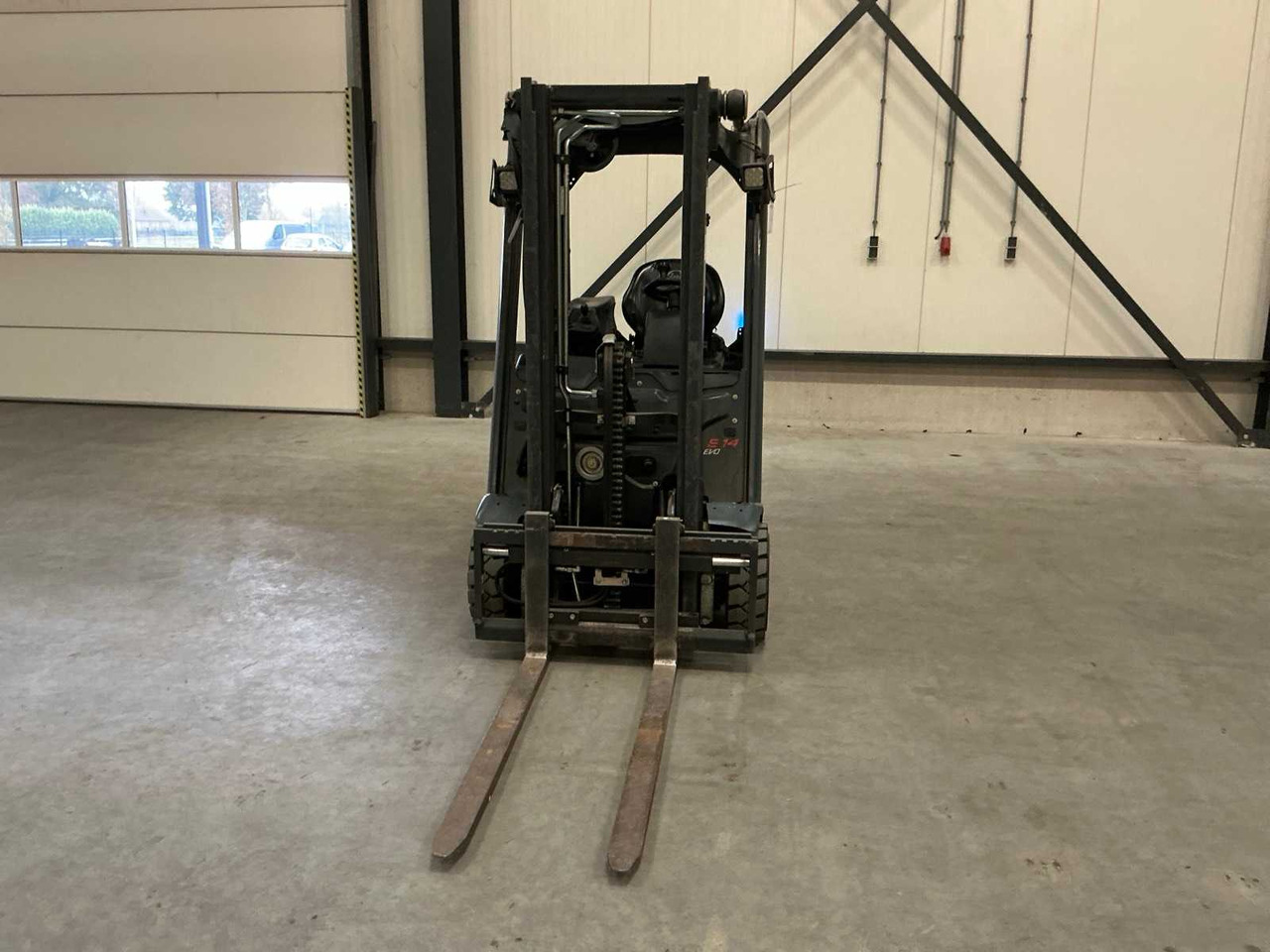 2018 LINDE E14-02 LI-ION FORKLIFT TRUCK - Viljuškar: slika 4 2018 LINDE E14-02 LI-ION FORKLIFT TRUCK - Viljuškar: slika 4