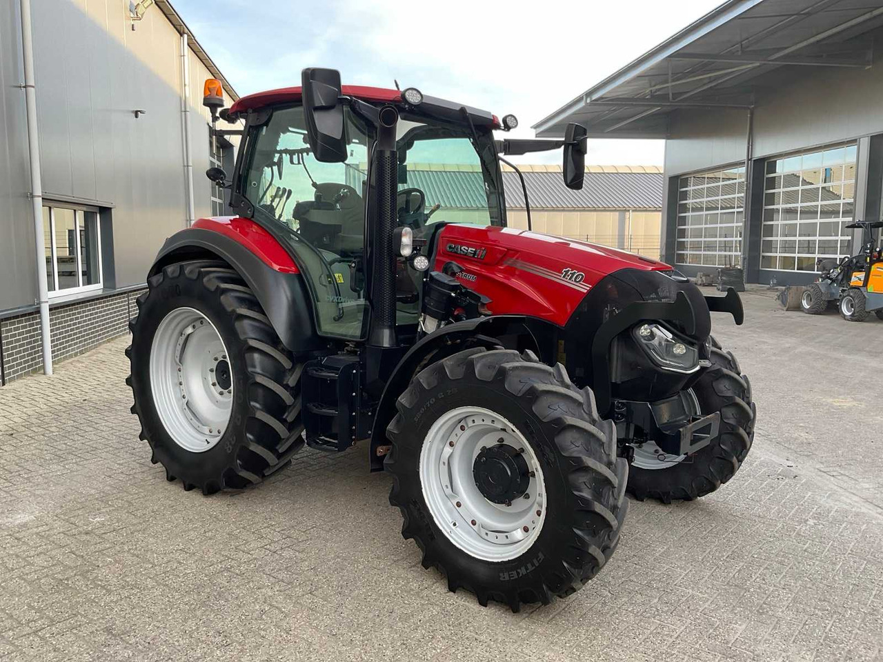 2021 CASE IH VESTRUM 110 CVXDRIVE ALL-WHEEL DRIVE FARM TRACTOR - Traktor: slika 4 2021 CASE IH VESTRUM 110 CVXDRIVE ALL-WHEEL DRIVE FARM TRACTOR - Traktor: slika 4