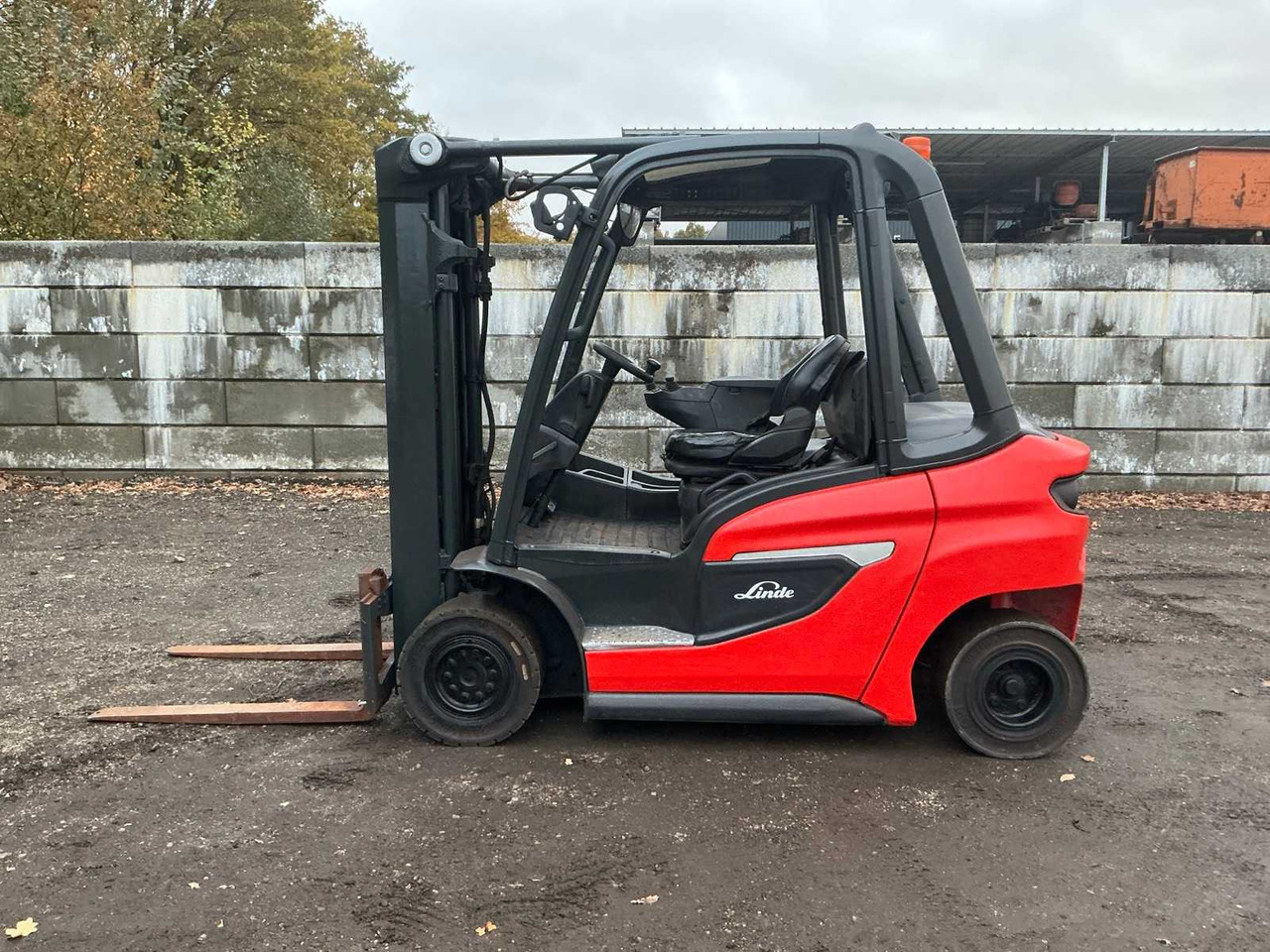 2022 LINDE H20D-01/600 FORKLIFT TRUCK - Viljuškar: slika 2 2022 LINDE H20D-01/600 FORKLIFT TRUCK - Viljuškar: slika 2