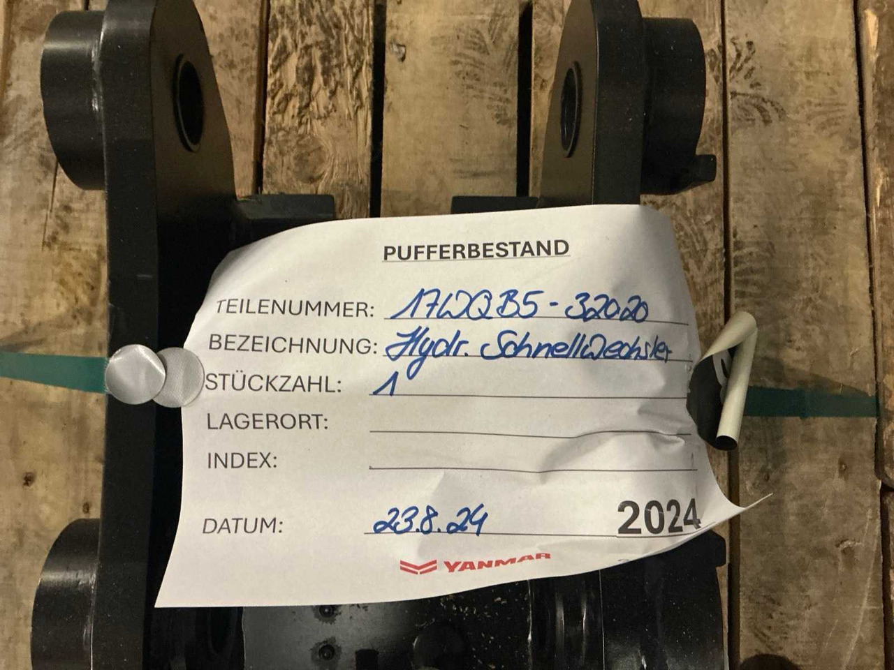 2024 YANMAR QUICK COUPLER, HYDR. - Utovarivač točkaš: slika 3 2024 YANMAR QUICK COUPLER, HYDR. - Utovarivač točkaš: slika 3