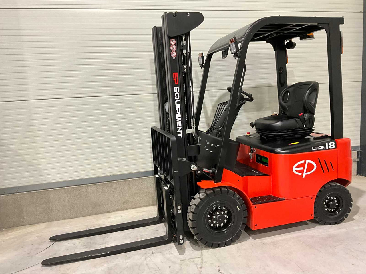 2025 EP EFL 181 LI-ION FORKLIFT - Viljuškar: slika 1 2025 EP EFL 181 LI-ION FORKLIFT - Viljuškar: slika 1