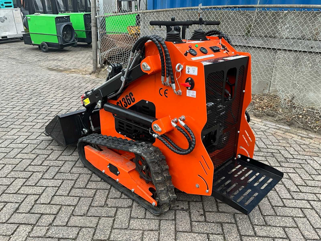 2025 SDLOOL 36C SKID STEER LOADER - Kompaktni utovarivač guseničar: slika 4 2025 SDLOOL 36C SKID STEER LOADER - Kompaktni utovarivač guseničar: slika 4