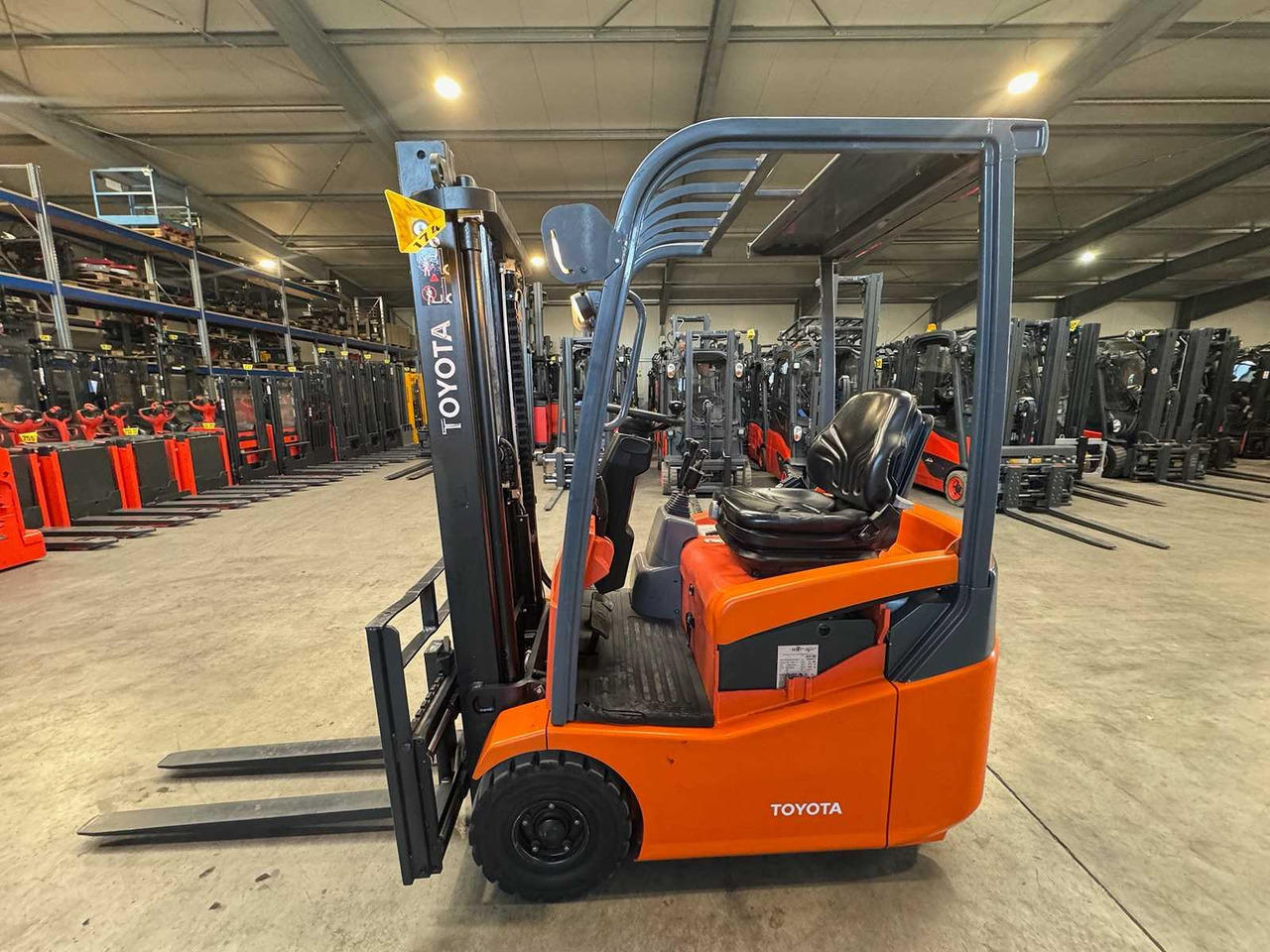 33/2015 TOYOTA 7FBEST13 1.300KG ELECTRIC FORKLIFT DUPLEX FREE LIFT 11.129 HOURS FORKLIFT - Viljuškar: slika 2 33/2015 TOYOTA 7FBEST13 1.300KG ELECTRIC FORKLIFT DUPLEX FREE LIFT 11.129 HOURS FORKLIFT - Viljuškar: slika 2