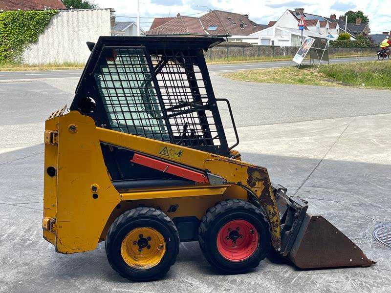 BOBCAT - S70 - WHEEL LOADER - 2016 - Kompaktni utovarivač guseničar: slika 4 BOBCAT - S70 - WHEEL LOADER - 2016 - Kompaktni utovarivač guseničar: slika 4