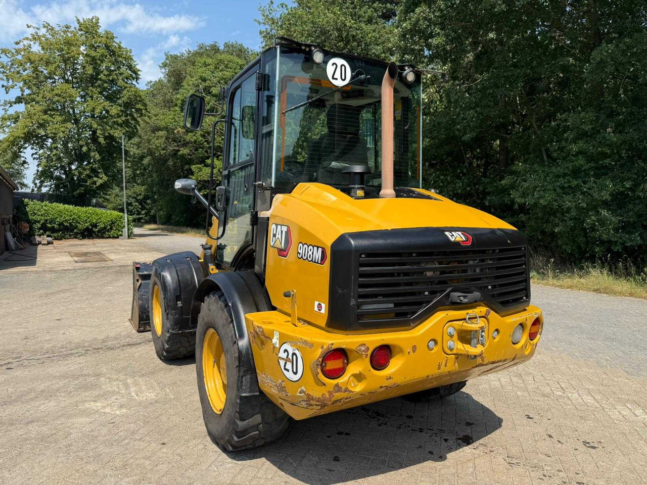 CAT - 908M - JOYSTICK CONTROL, INCL RUBBLE BIN - SHOVEL - Utovarivač točkaš: slika 2 CAT - 908M - JOYSTICK CONTROL, INCL RUBBLE BIN - SHOVEL - Utovarivač točkaš: slika 2