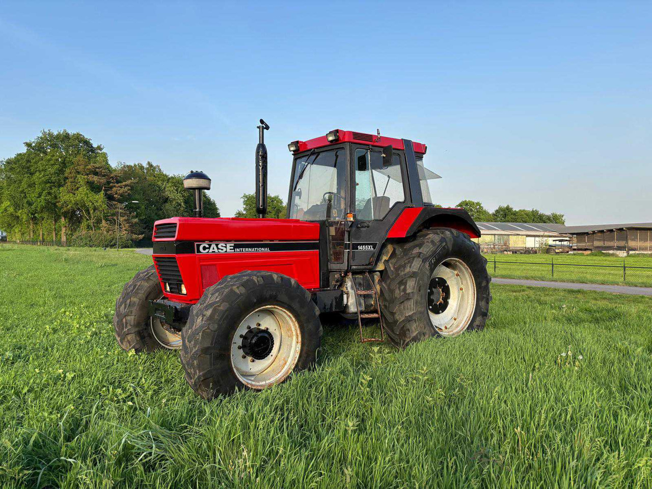 Case international 1455XL - Traktor: slika 2 Case international 1455XL - Traktor: slika 2