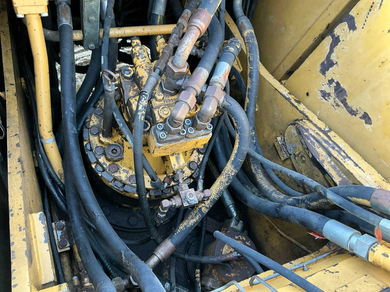 Caterpillar CATERPILLAR - 320 L - TRACKED EXCAVATOR - 1995 - Bager guseničar: slika 2 Caterpillar CATERPILLAR - 320 L - TRACKED EXCAVATOR - 1995 - Bager guseničar: slika 2