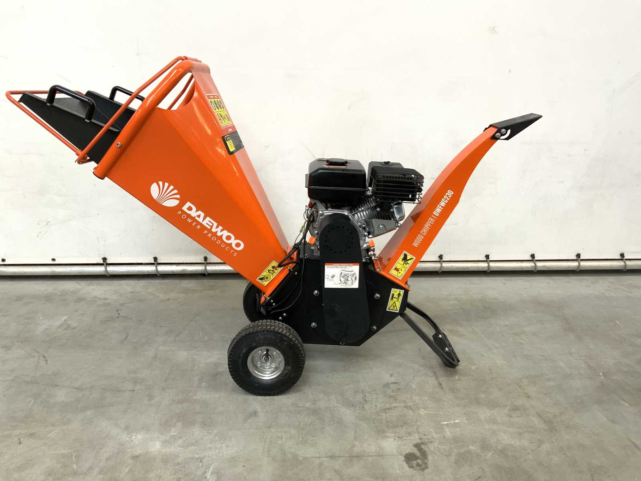 Daewoo DWFWC230 - Strugač za drvo: slika 2 Daewoo DWFWC230 - Strugač za drvo: slika 2