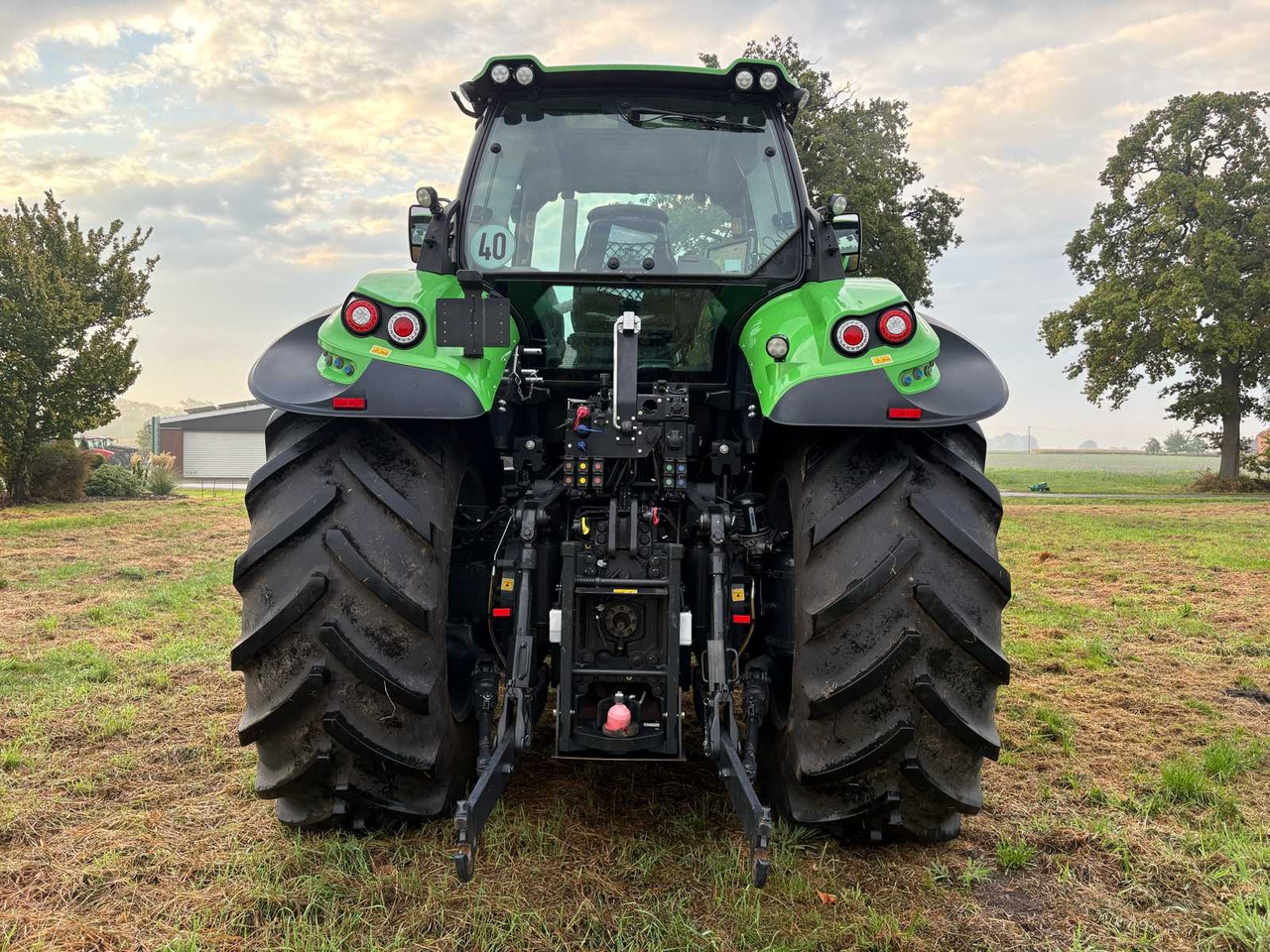 Traktor Deutz-Fahr 8280 TTV: slika 6 Traktor Deutz-Fahr 8280 TTV: slika 6