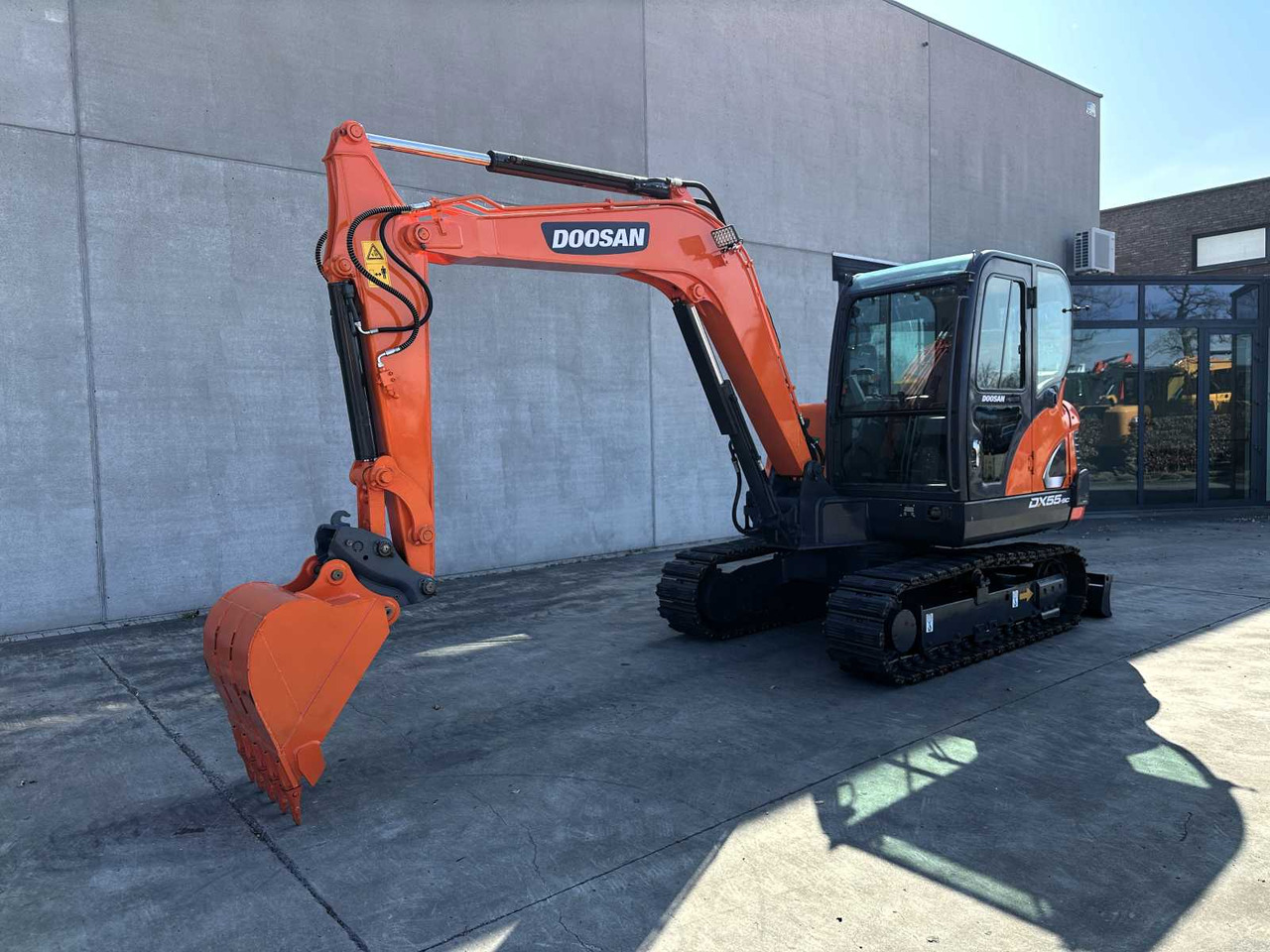 Doosan DX55-9C - Bager guseničar: slika 1 Doosan DX55-9C - Bager guseničar: slika 1