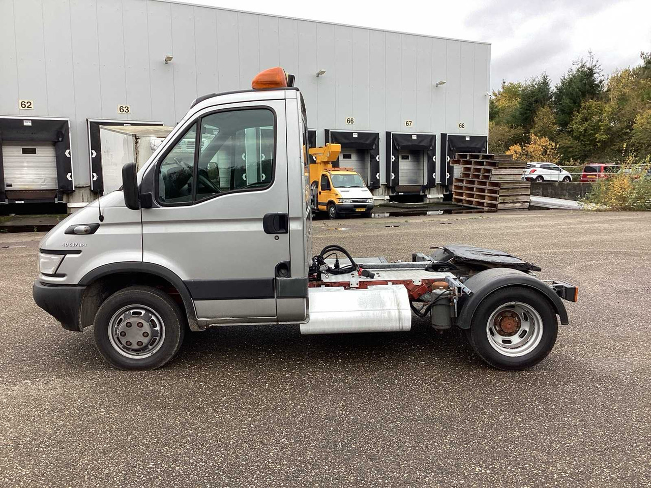 2005 IVECO 40C17 10 TON TRACTOR COMMERCIAL VEHICLE - Dostavno vozilo: slika 3 2005 IVECO 40C17 10 TON TRACTOR COMMERCIAL VEHICLE - Dostavno vozilo: slika 3