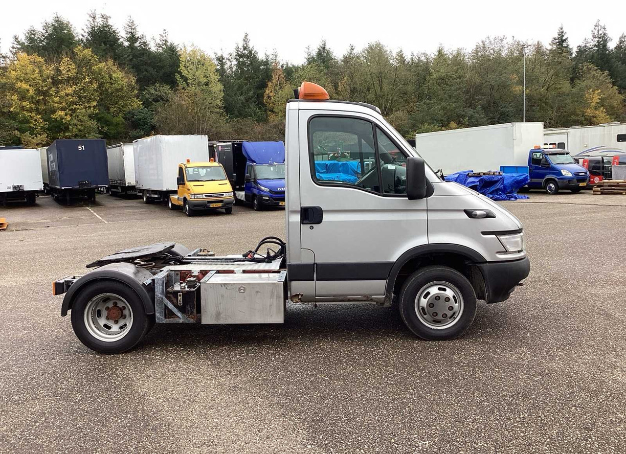 2005 IVECO 40C17 10 TON TRACTOR COMMERCIAL VEHICLE - Dostavno vozilo: slika 4 2005 IVECO 40C17 10 TON TRACTOR COMMERCIAL VEHICLE - Dostavno vozilo: slika 4