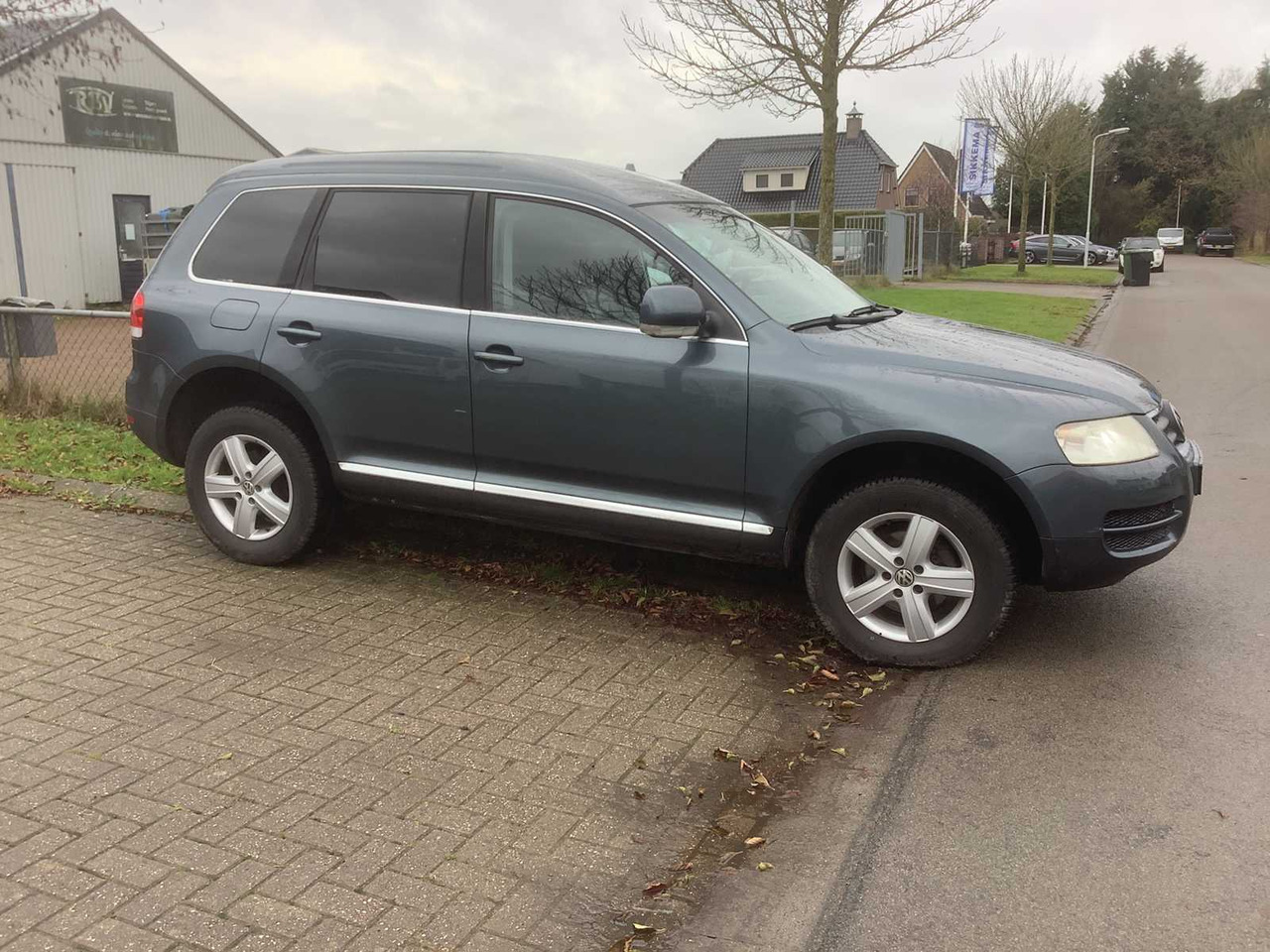 2005 VOLKSWAGEN TOUAREG 2.5 TDI COMMERCIAL VEHICLE - Dostavno vozilo: slika 2 2005 VOLKSWAGEN TOUAREG 2.5 TDI COMMERCIAL VEHICLE - Dostavno vozilo: slika 2