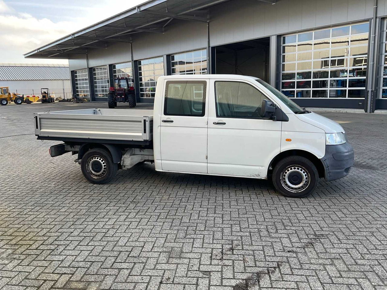 2006 VOLKSWAGEN TRANSPORTER COMMERCIAL VEHICLE - Dostavno vozilo: slika 5 2006 VOLKSWAGEN TRANSPORTER COMMERCIAL VEHICLE - Dostavno vozilo: slika 5