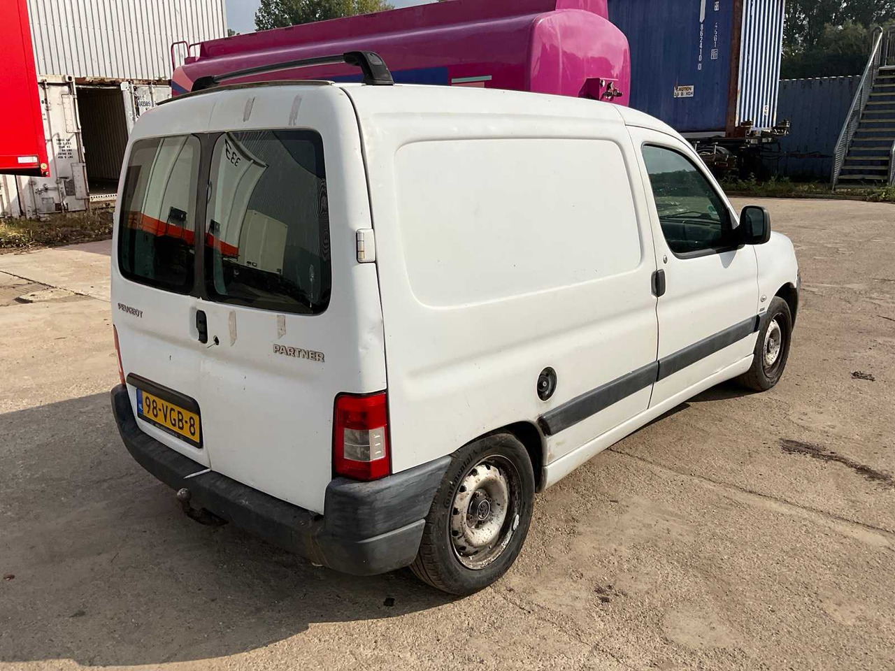 2007 PEUGEOT PARTNER COMMERCIAL VEHICLE - Dostavno vozilo: slika 3 2007 PEUGEOT PARTNER COMMERCIAL VEHICLE - Dostavno vozilo: slika 3