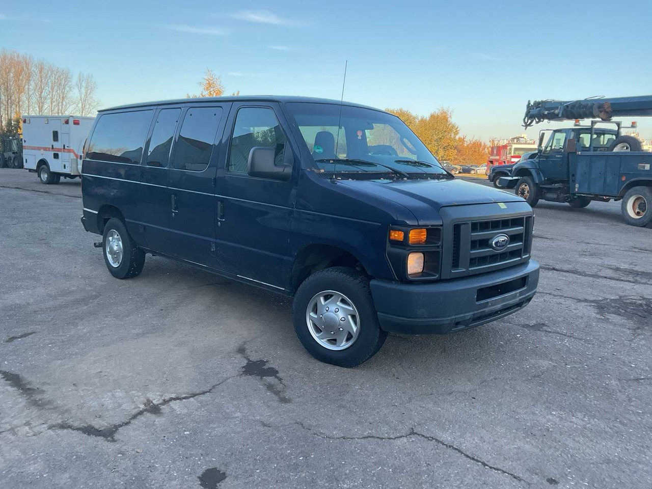 2009 FORD E-150 XL VAN COMMERCIAL VEHICLE - Dostavno vozilo: slika 3 2009 FORD E-150 XL VAN COMMERCIAL VEHICLE - Dostavno vozilo: slika 3