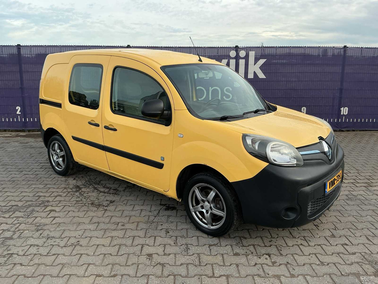 2013 - RENAULT - KANGOO EXPRESS - Z.E. - COMMERCIAL VEHICLE - Dostavno vozilo: slika 2 2013 - RENAULT - KANGOO EXPRESS - Z.E. - COMMERCIAL VEHICLE - Dostavno vozilo: slika 2