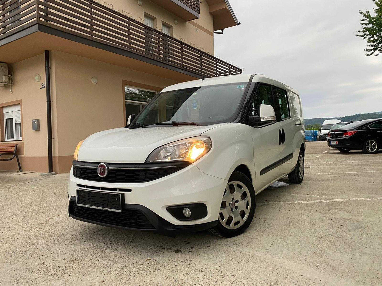 2016 - FIAT -DOBLO MAXI 105 MULTIJET - FURGON - Dostavno vozilo: slika 1 2016 - FIAT -DOBLO MAXI 105 MULTIJET - FURGON - Dostavno vozilo: slika 1