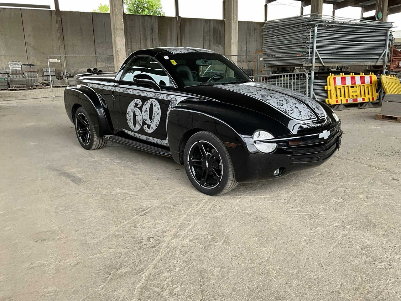 CHEVROLET (USA) SSR VANS - Dostavno vozilo: slika 3 CHEVROLET (USA) SSR VANS - Dostavno vozilo: slika 3