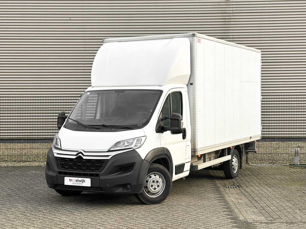 CITROEN CARGO JUMPER BOX TRUCK 163HP 2019 COMMERCIAL VEHICLE - Dostavno vozilo: slika 2 CITROEN CARGO JUMPER BOX TRUCK 163HP 2019 COMMERCIAL VEHICLE - Dostavno vozilo: slika 2
