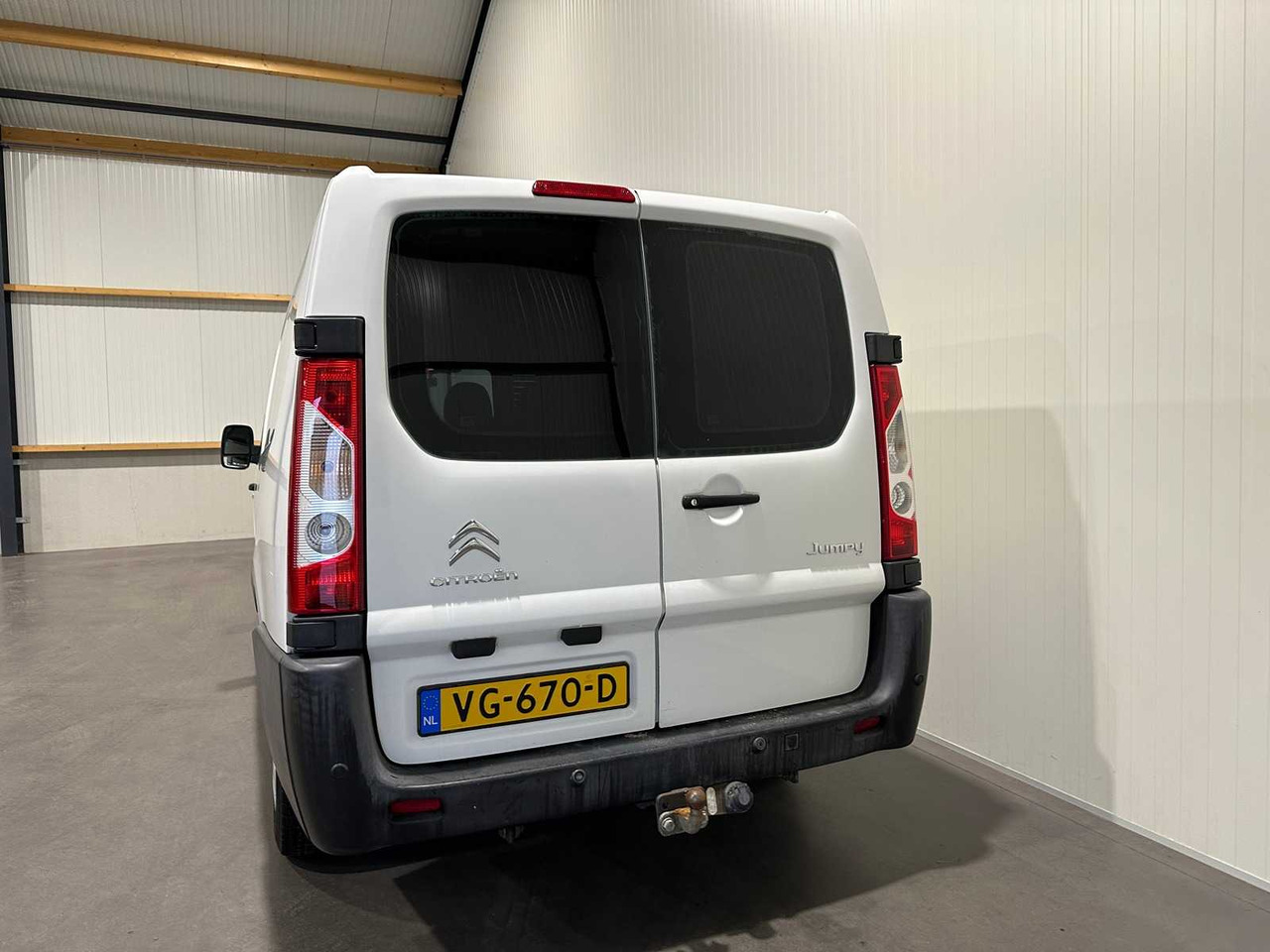 CITROEN JUMPY 12 2.0 HDI L2H1 EC. VG-670-D - Dostavno vozilo: slika 4 CITROEN JUMPY 12 2.0 HDI L2H1 EC. VG-670-D - Dostavno vozilo: slika 4