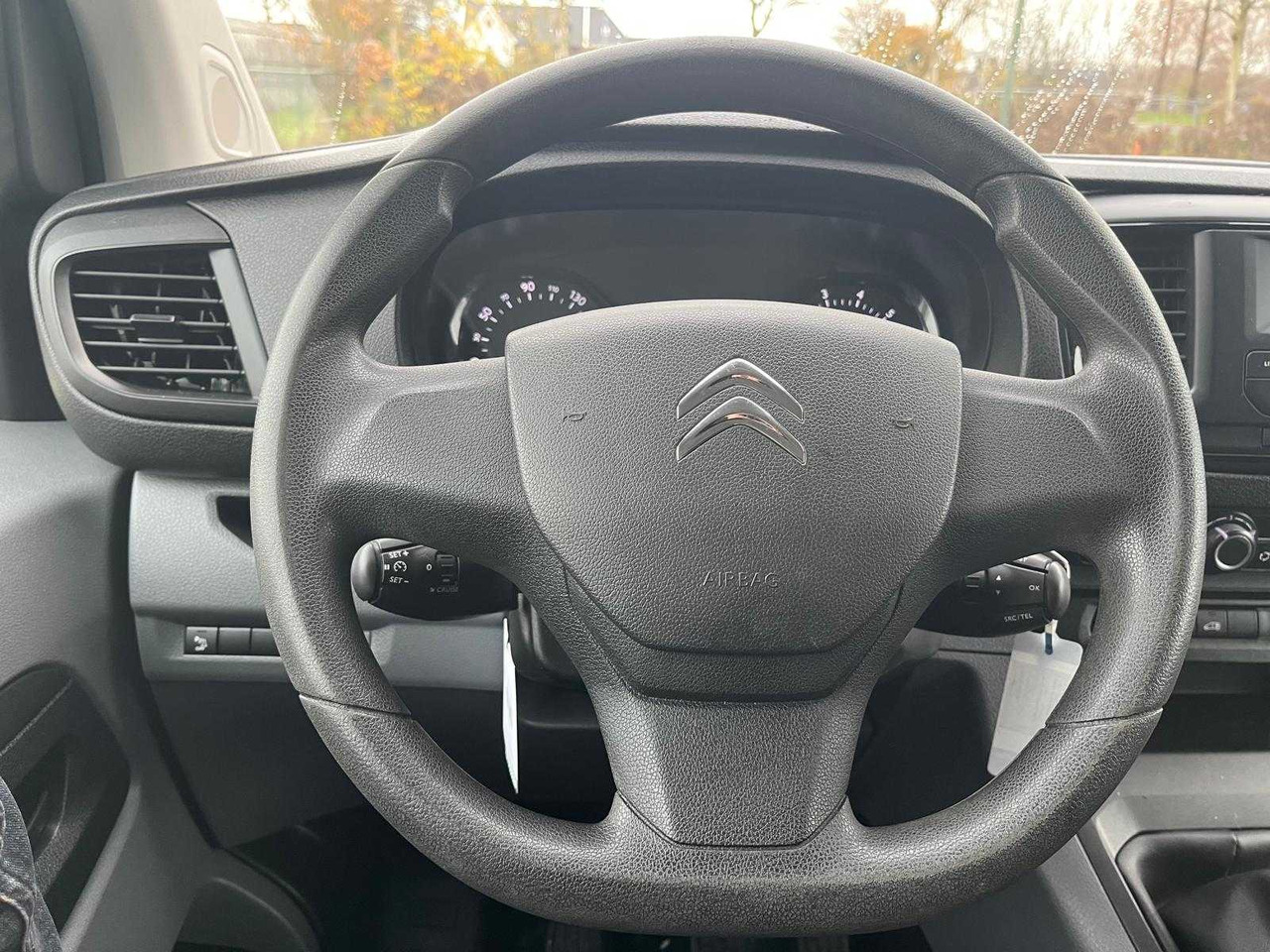 CITROËN JUMPY 2.0 BLUEHDI 145 M CLUB | VRN-08-B - Dostavno vozilo: slika 2 CITROËN JUMPY 2.0 BLUEHDI 145 M CLUB | VRN-08-B - Dostavno vozilo: slika 2