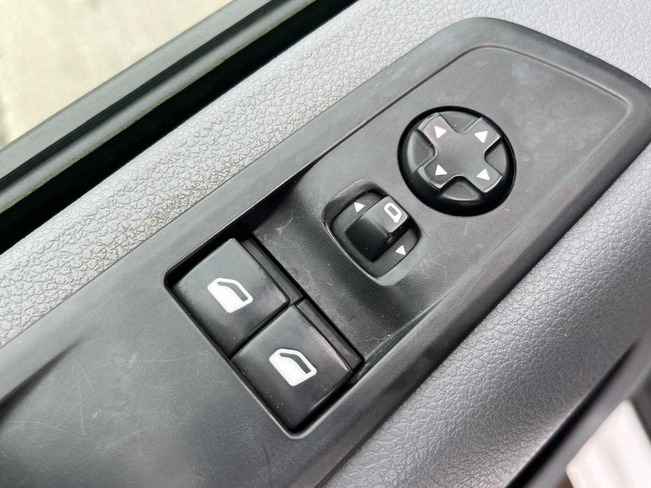 CITROËN JUMPY 2.0 BLUEHDI 145 M CLUB | VRN-08-B - Dostavno vozilo: slika 5 CITROËN JUMPY 2.0 BLUEHDI 145 M CLUB | VRN-08-B - Dostavno vozilo: slika 5