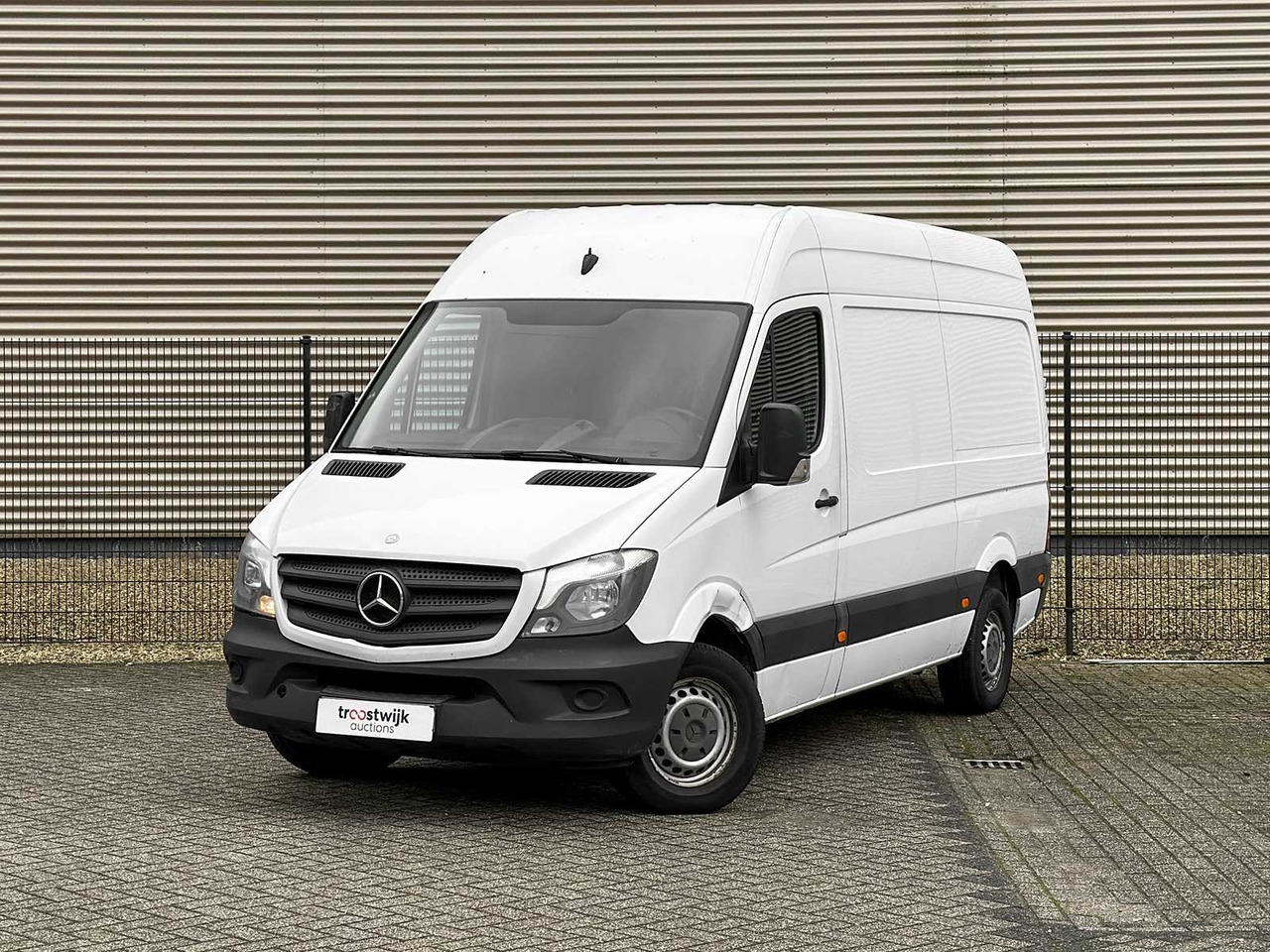 MERCEDES-BENZ SPRINTER 213 2.2 CDI 366 FUNCTIONAL HD 129HP 2013, V-006-PG COMMERCIAL VEHICLE - Dostavno vozilo: slika 2 MERCEDES-BENZ SPRINTER 213 2.2 CDI 366 FUNCTIONAL HD 129HP 2013, V-006-PG COMMERCIAL VEHICLE - Dostavno vozilo: slika 2