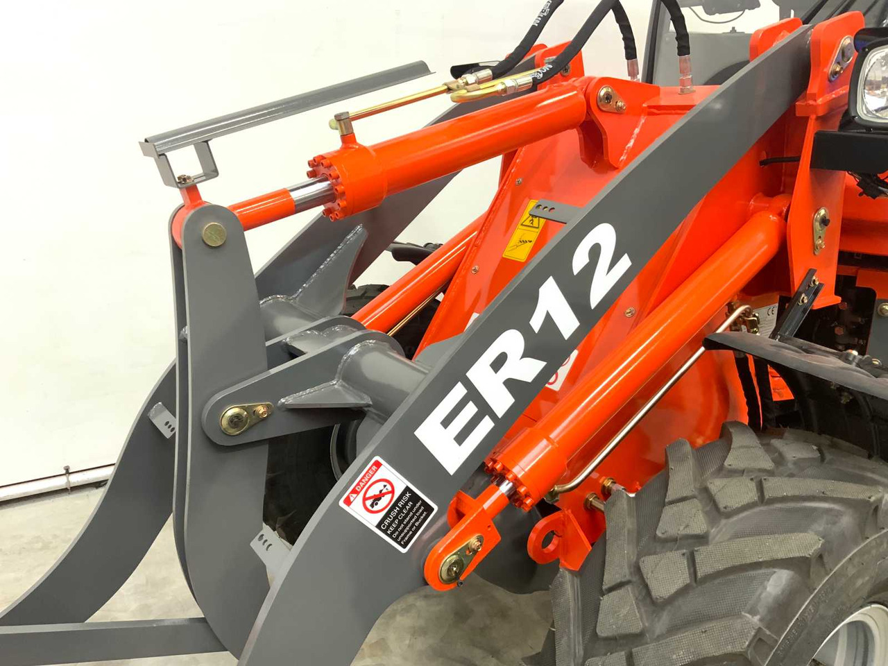 EVERUN - 2025 - ER12 - WHEEL LOADER - Utovarivač točkaš: slika 3 EVERUN - 2025 - ER12 - WHEEL LOADER - Utovarivač točkaš: slika 3