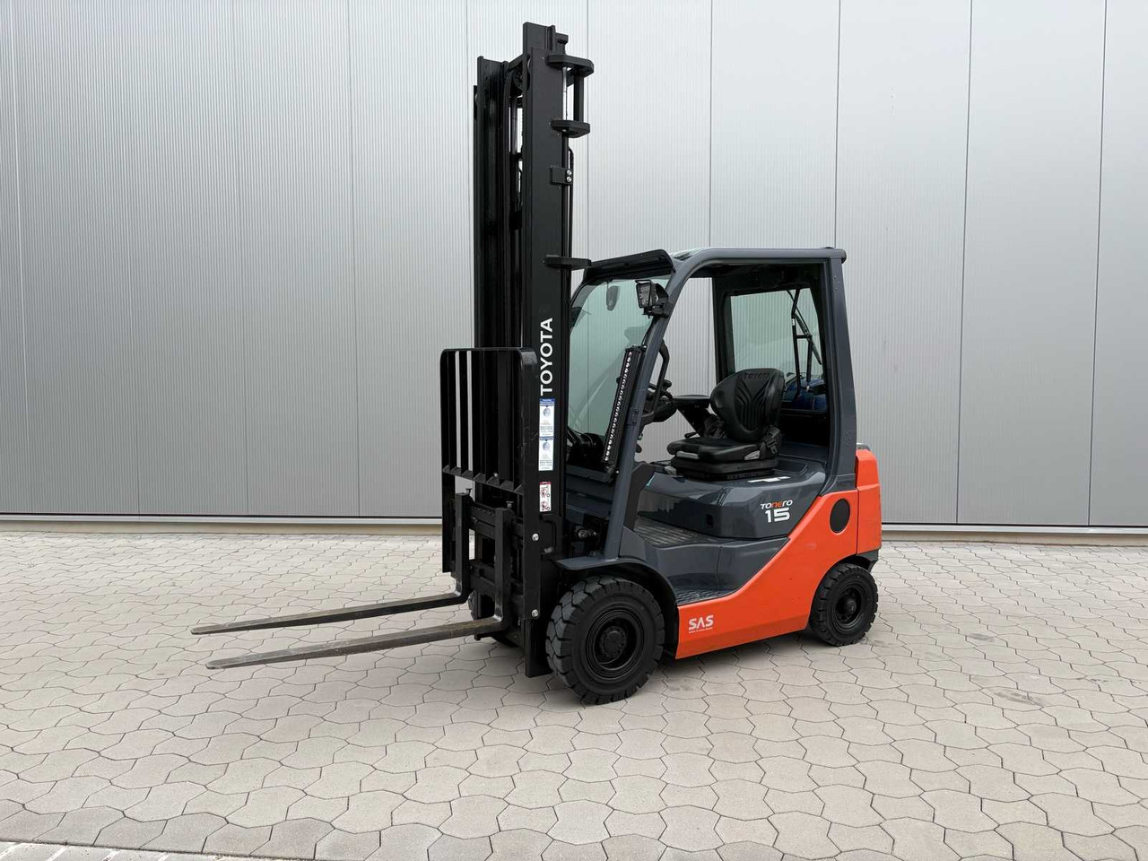 FORKLIFT TOYOTA 02-8FGF15 - Viljuškar: slika 1 FORKLIFT TOYOTA 02-8FGF15 - Viljuškar: slika 1