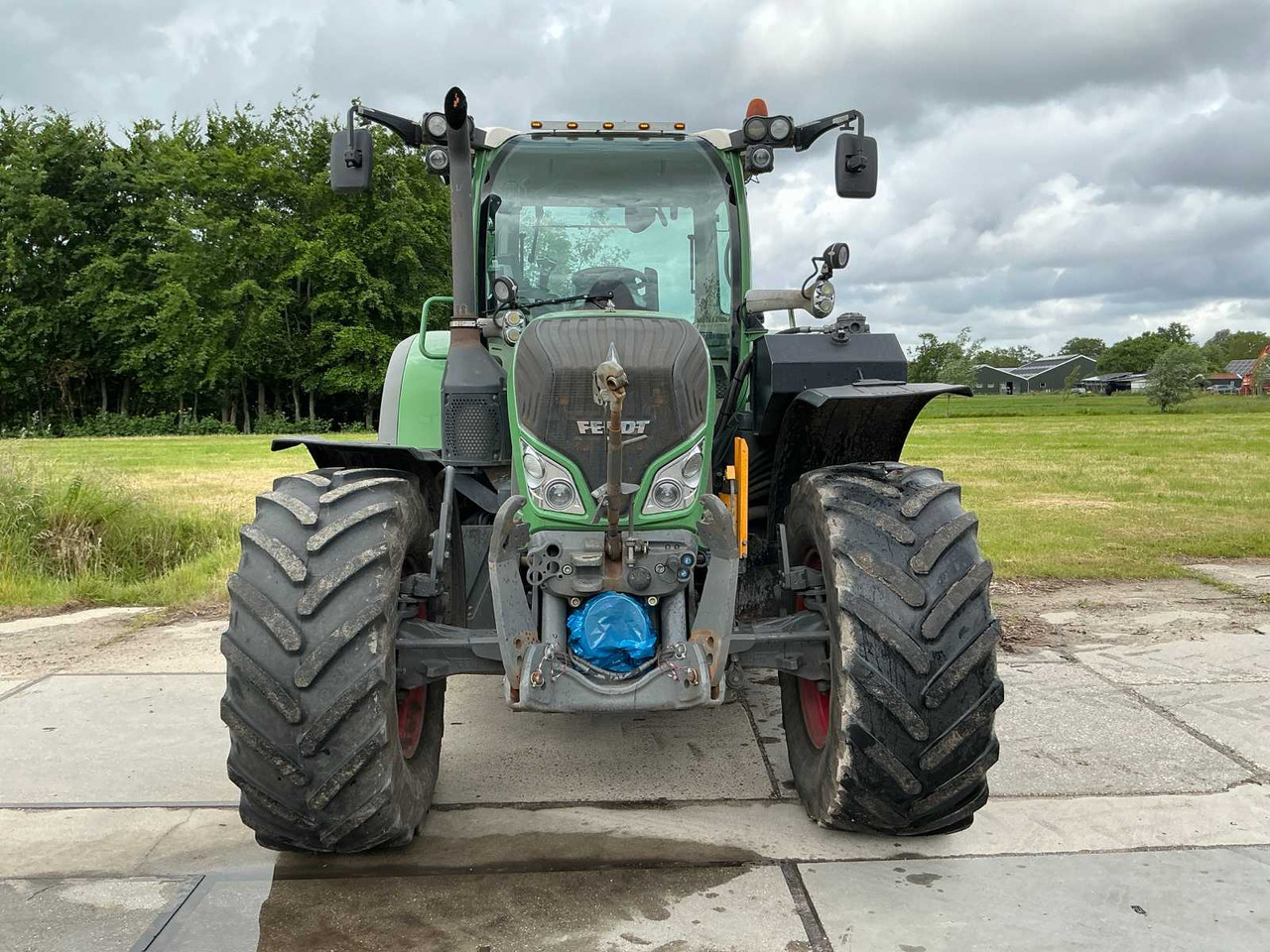 Fendt 716 Vario - Traktor: slika 2 Fendt 716 Vario - Traktor: slika 2