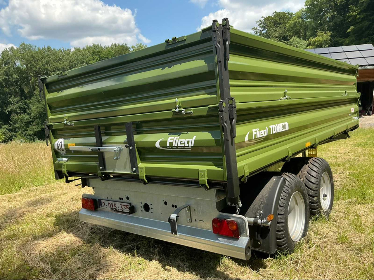 Fliegl TDK 90 - Traktorska prikolica za farmu/ Kiper: slika 3 Fliegl TDK 90 - Traktorska prikolica za farmu/ Kiper: slika 3