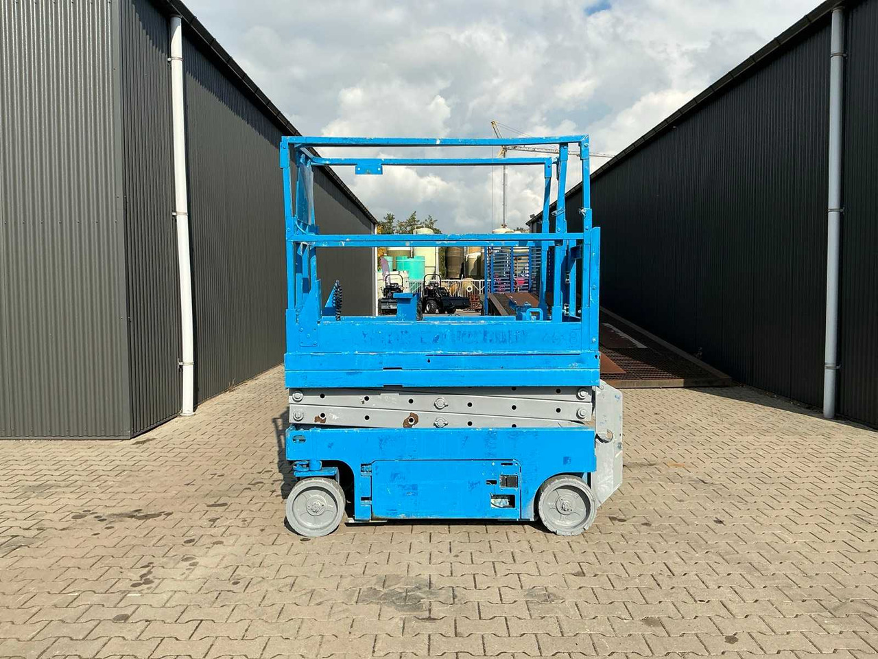 GENIE GS-1532 SCISSOR LIFT - Vazdušna platforma: slika 4 GENIE GS-1532 SCISSOR LIFT - Vazdušna platforma: slika 4